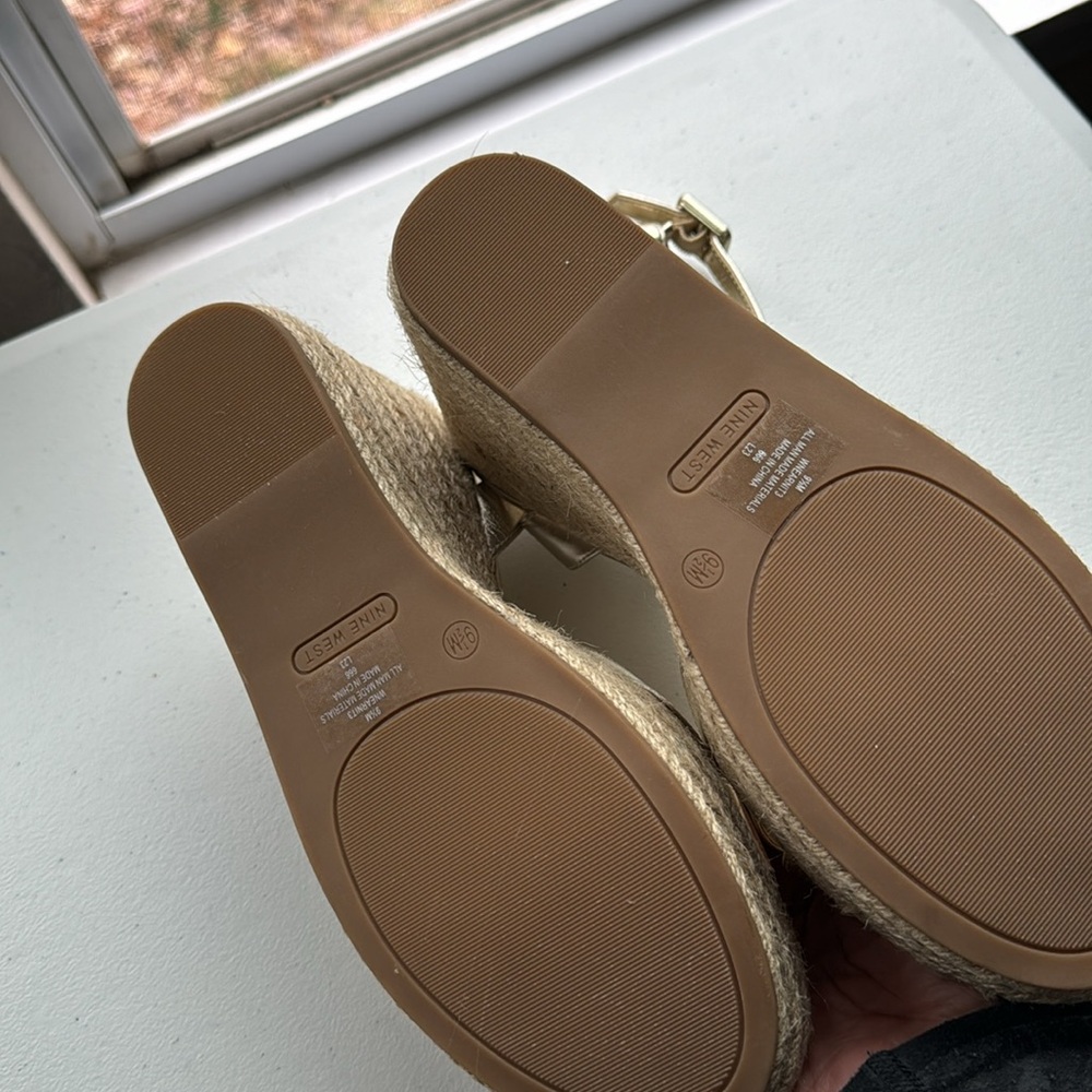 🍂🍁NINE WEST PLATFORMS🍁🍂 - Picture 6 of 7